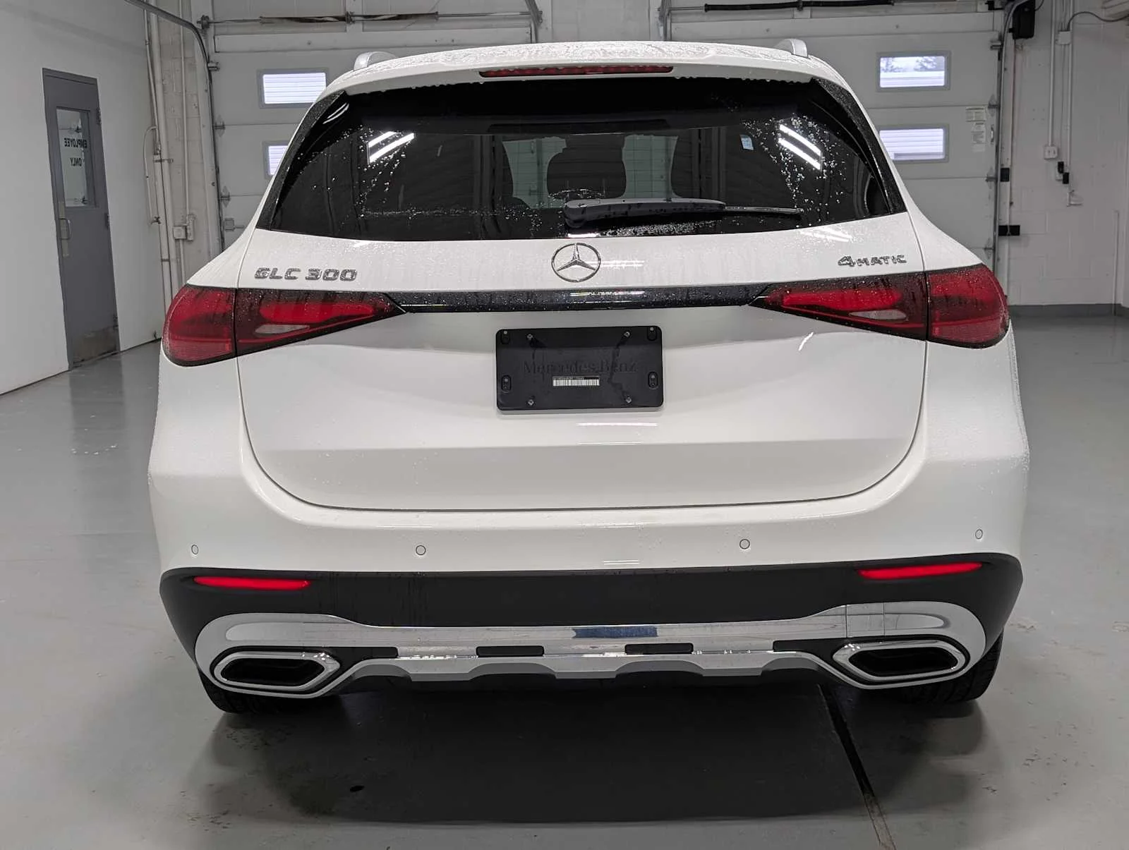 Used 2024 Polar White Mercedes-Benz GLC 300 image 9