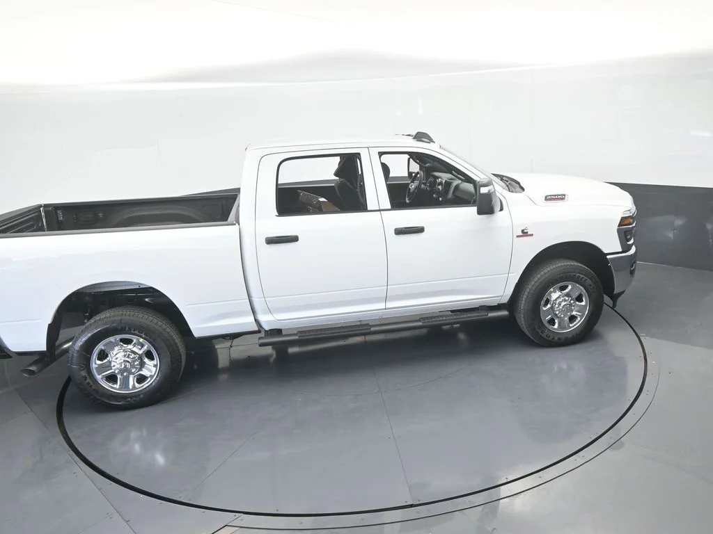 New 2026 Bright White Clear-Coat Exterior Paint RAM Tradesman image 54