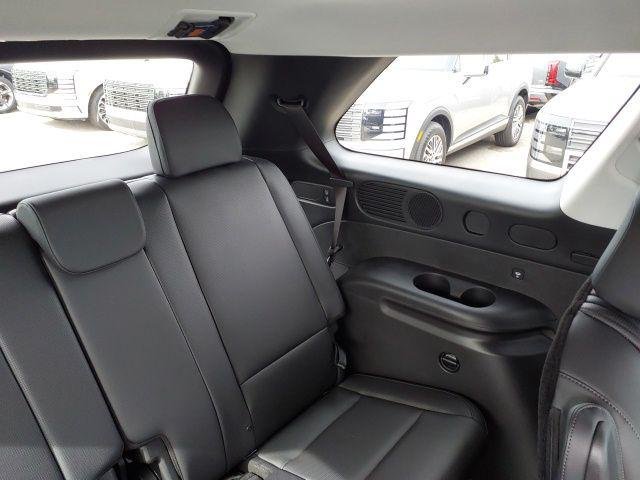 New 2026 Pacific Sapph Hyundai SEL Premium image 14