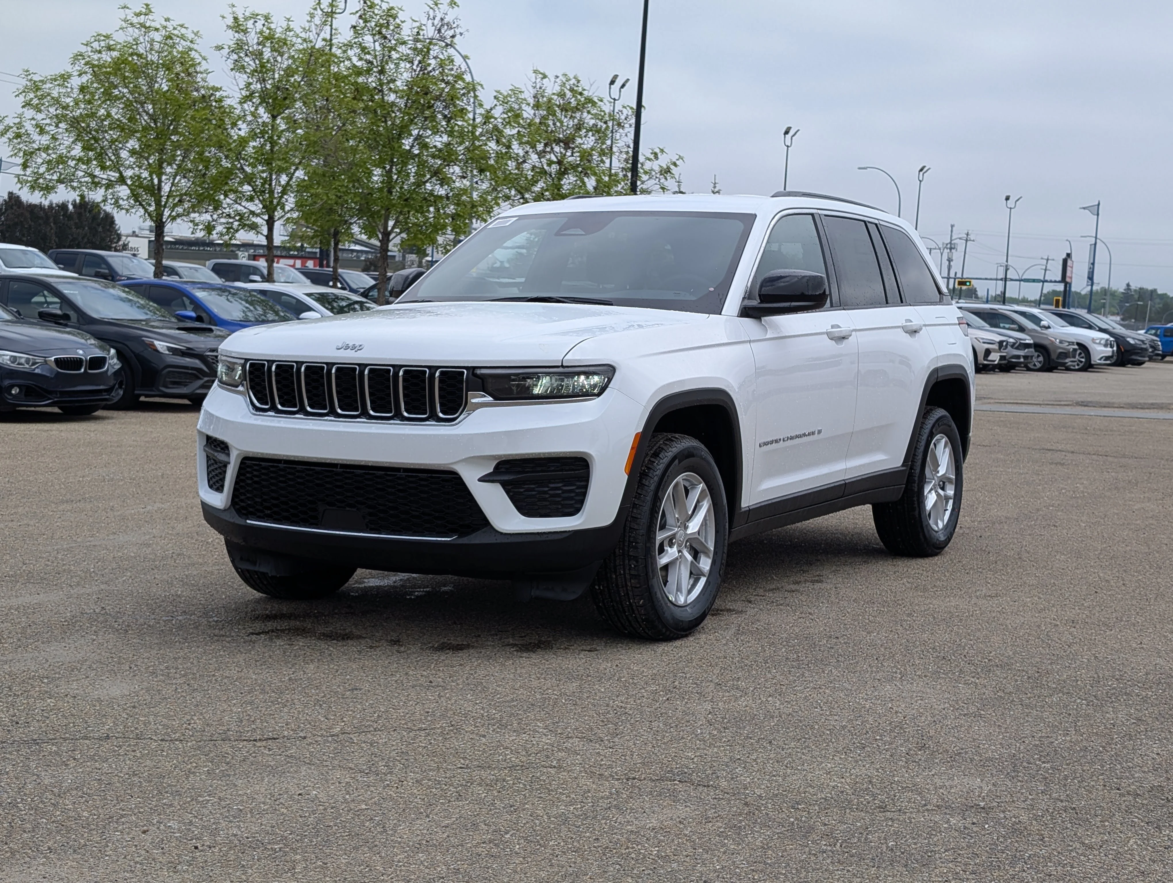New 2026 Bright White Jeep Laredo image 2