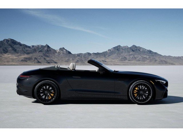 New 2026 BLACK Mercedes-Benz AMG® SL 63 S E Performance image 5