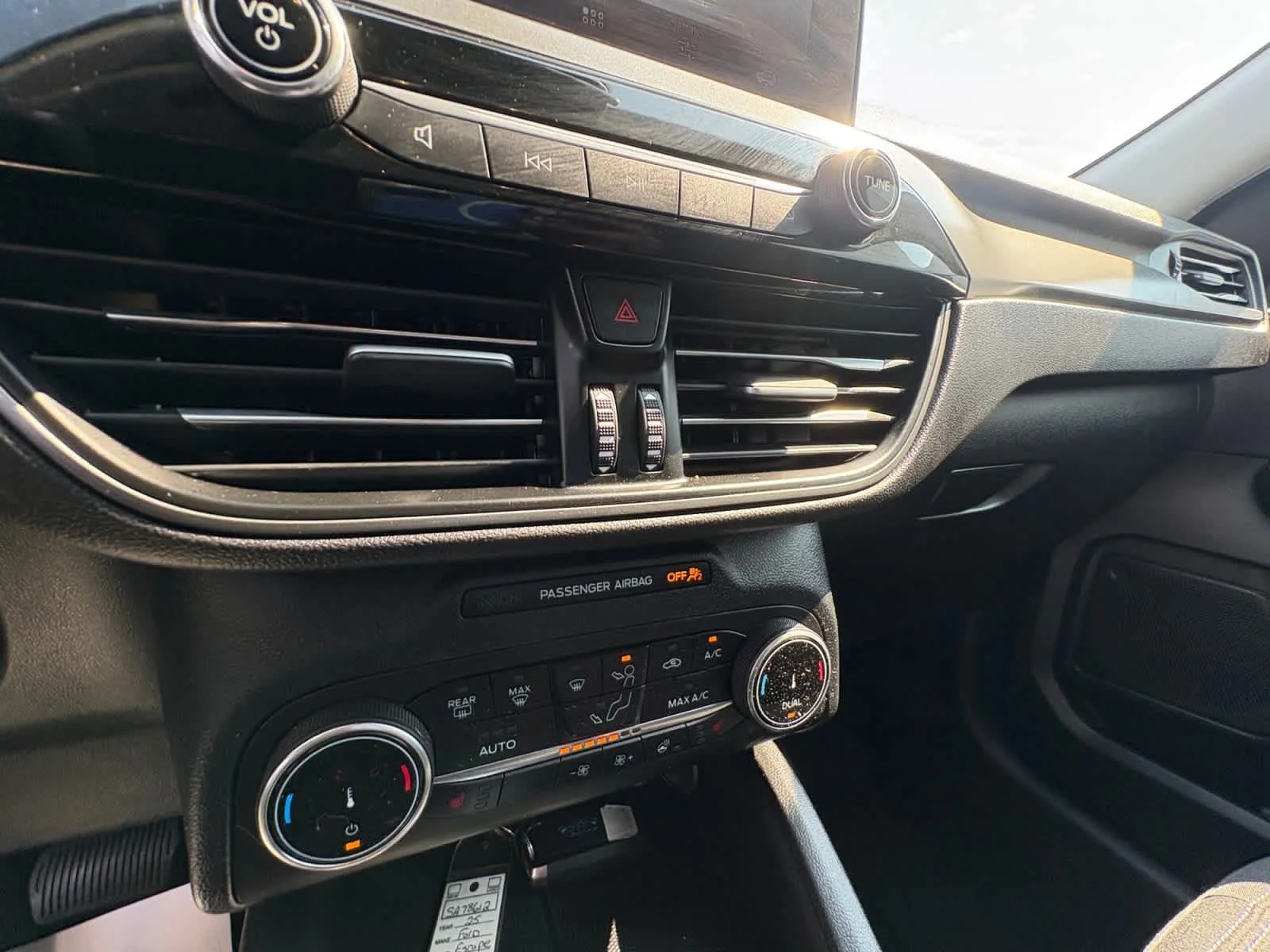 Used 2025 Space Silver Ford Active image 29