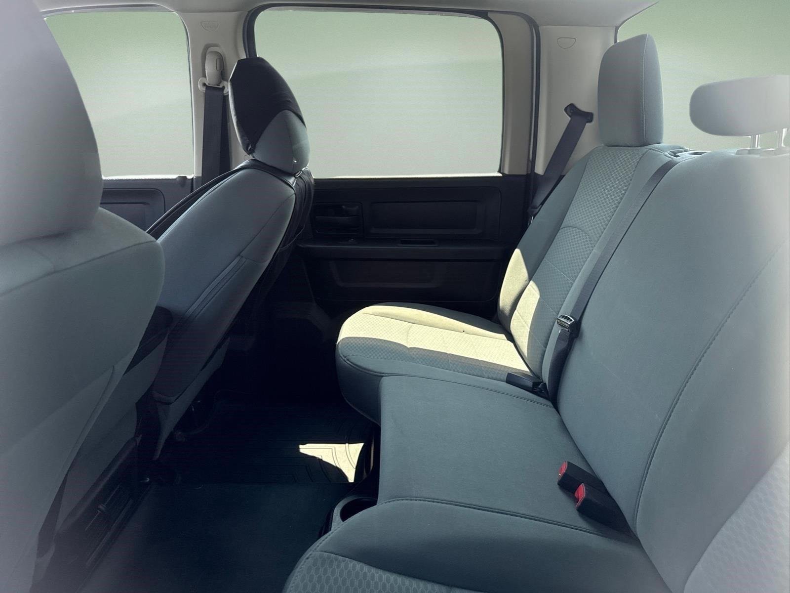 Used 2016 Bright White Clearcoat Ram Tradesman image 6