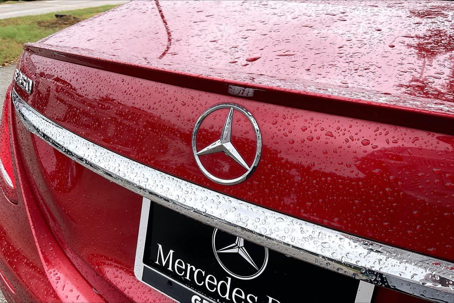 Used 2020 designo Cardinal Red Metallic Mercedes-Benz E 350 image 30
