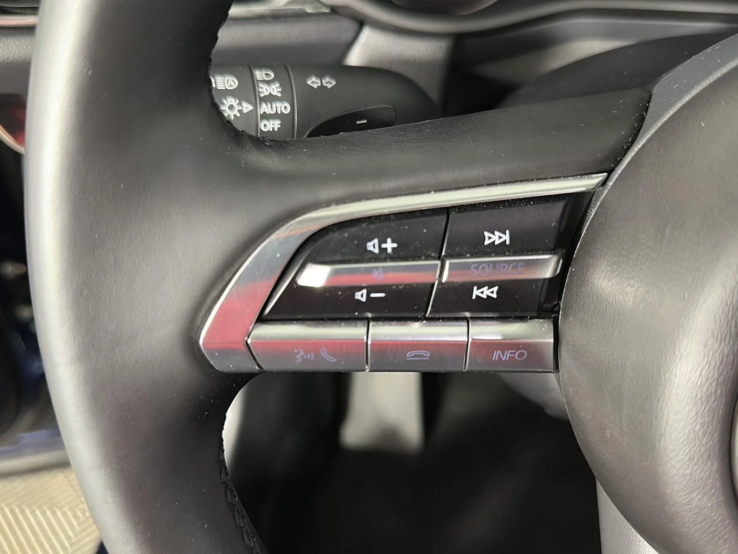 Used 2022 Deep Crystal Blue Mica Mazda 2.5 S Premium Package image 25
