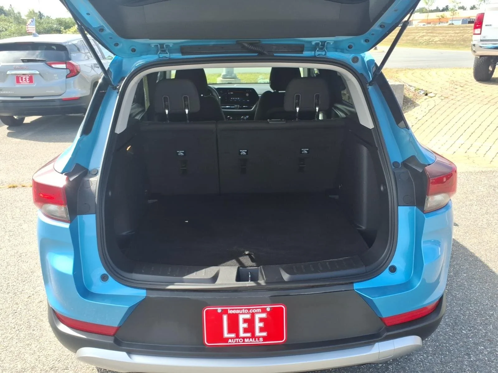 Used 2025 Marina Blue Chevrolet LT image 12