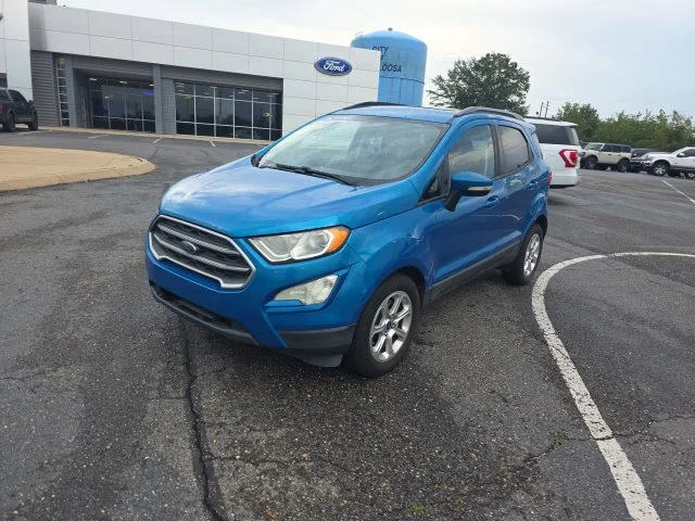 Used 2018 Blue Ford SE image 4