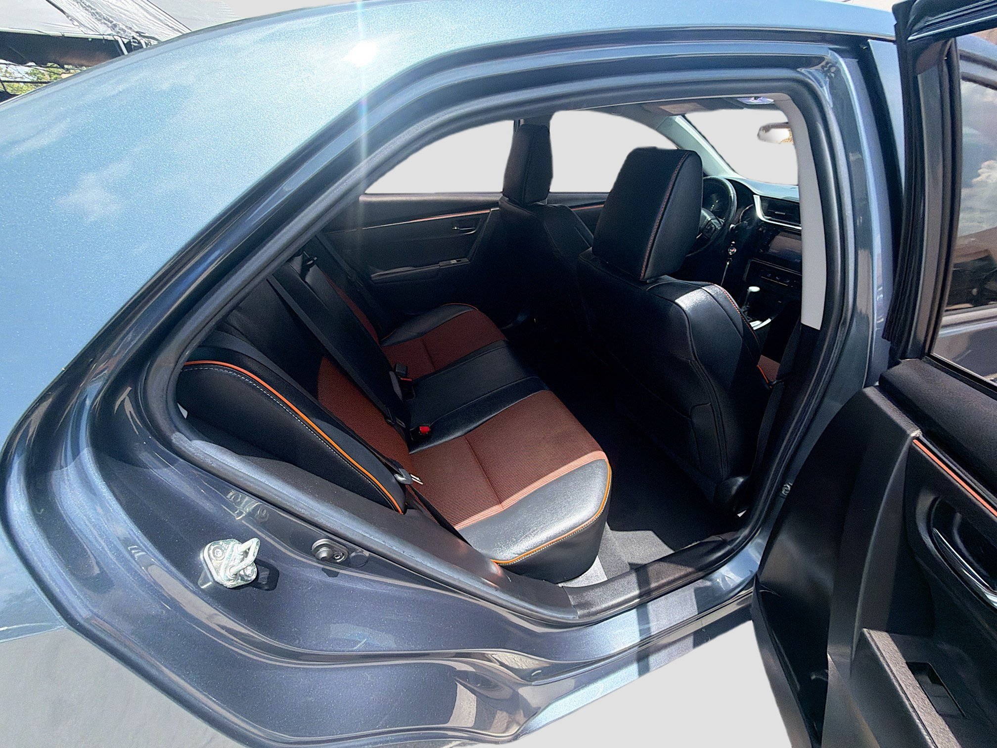Used 2019 Slate Metallic Toyota SE image 27