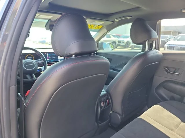 2024 Hyundai Kona N Line - Photo 12