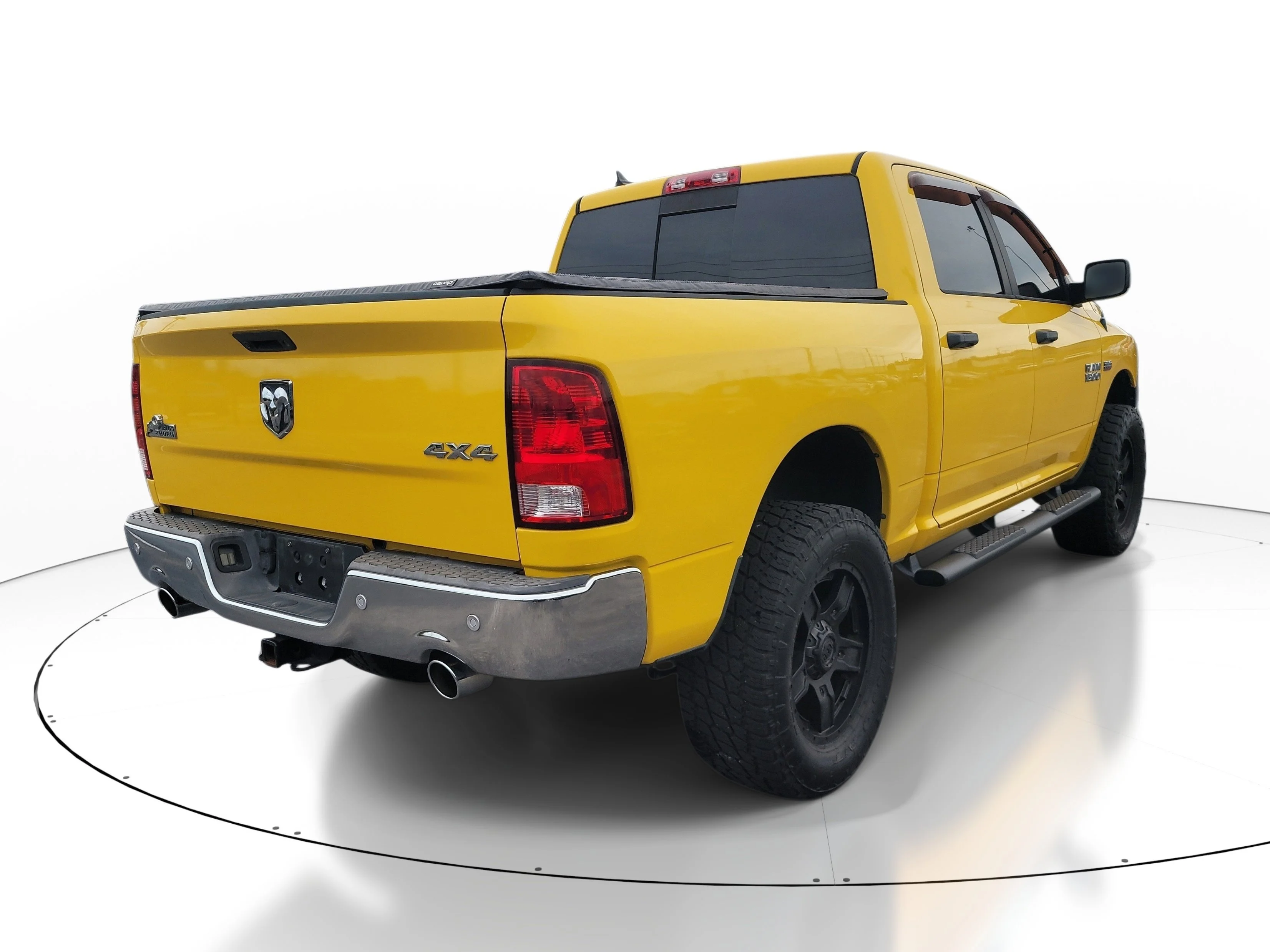 Used 2016 Detonator Yellow Clearcoat Ram Big Horn image 4