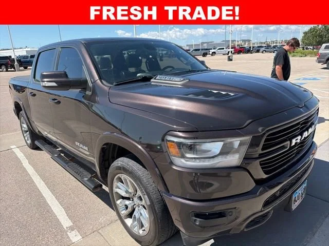 2019 RAM 1500 Laramie 4x4 Crew Cab 5'7's photo