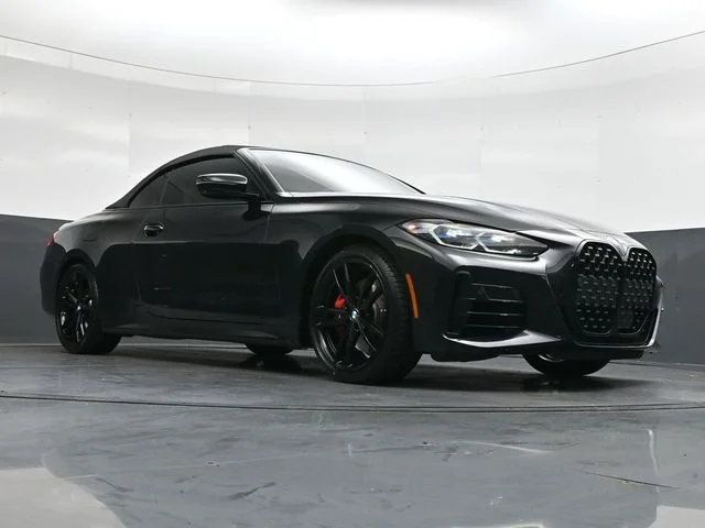 Used 2022 Black BMW M440i image 21