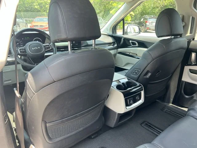 Used 2024 White Kia SX Prestige image 40