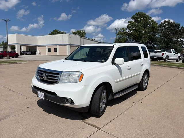 Used 2013  Honda EX-L image 1