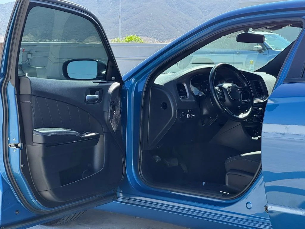 Used 2023 Blue Dodge SXT image 7