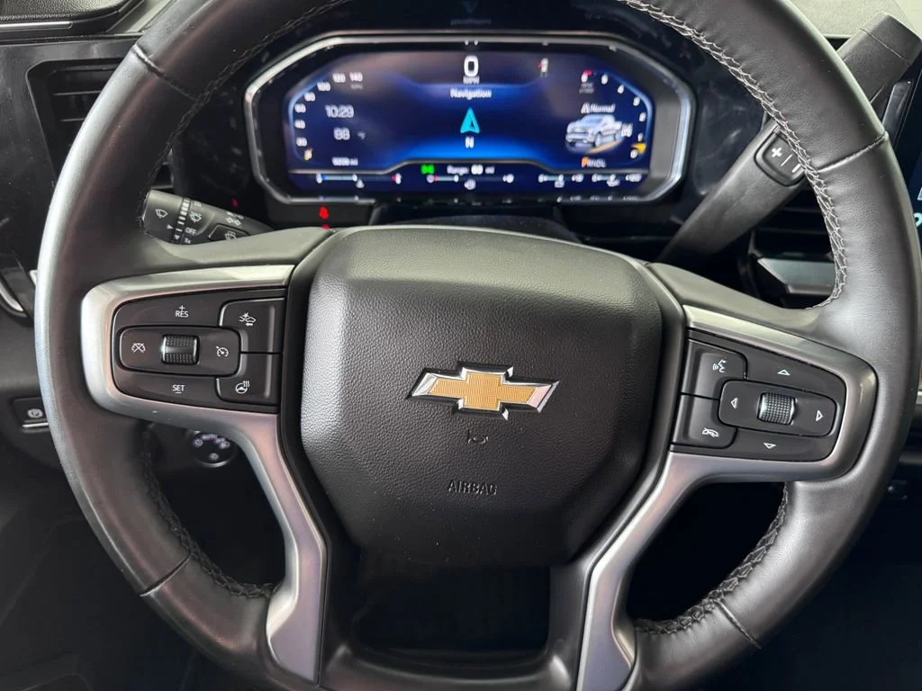 Certified Used 2025 Summit White Chevrolet LT image 16