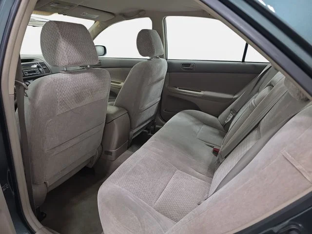Used 2003 Green Toyota  image 12