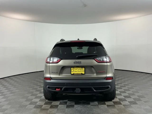 Used 2020 Light Brownstone Pearlcoat Jeep Trailhawk image 6