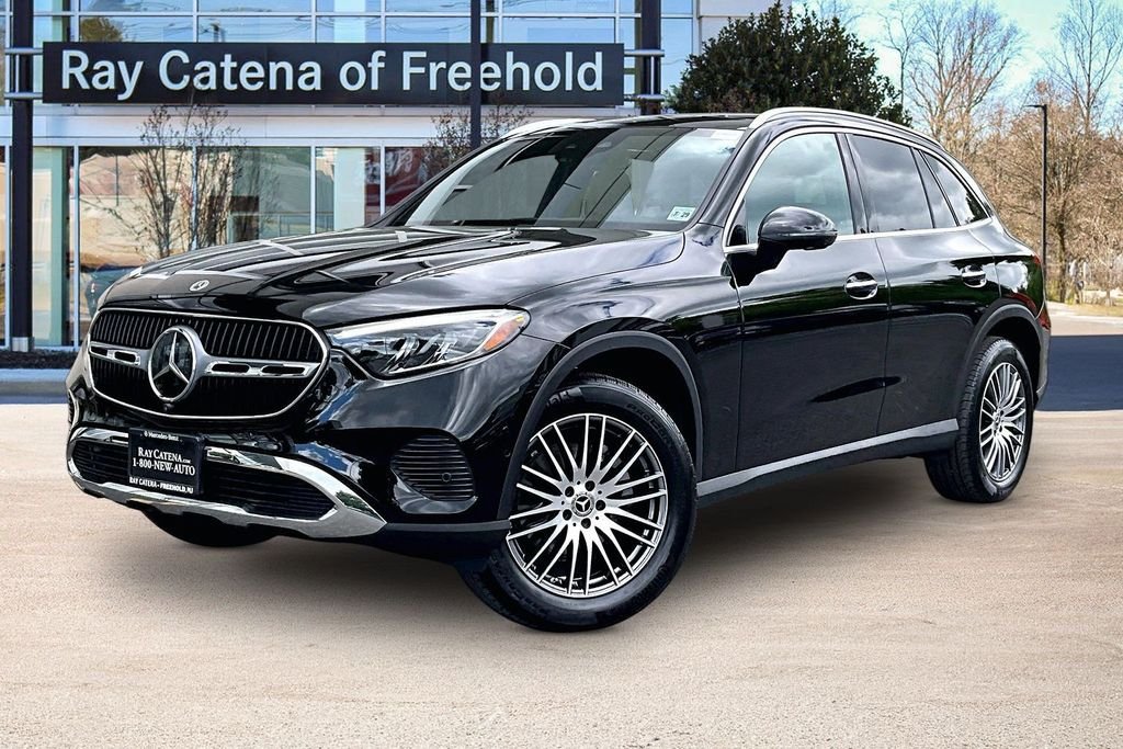 2024 Mercedes-Benz GLC GLC 300 4MATIC's photo