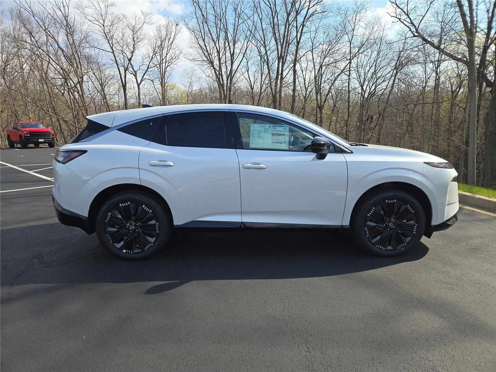 New 2026 Everest White Pearl Tricoat Nissan Platinum image 2
