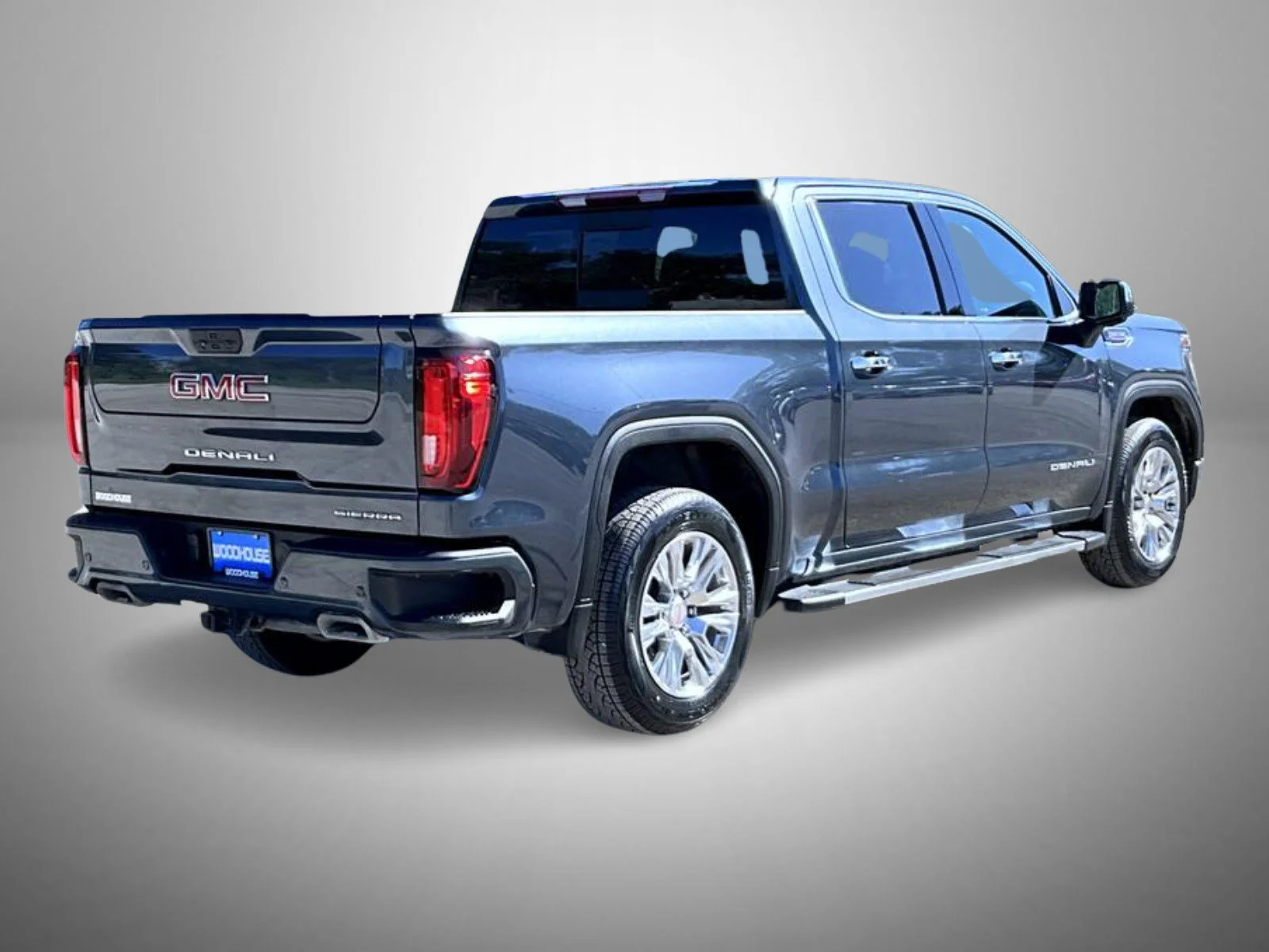 Used 2022 Blue GMC Denali image 5