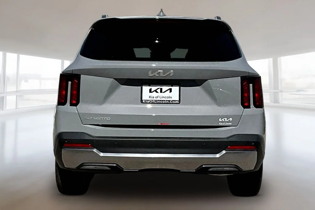 New 2026 Wolf Gray Kia S image 4