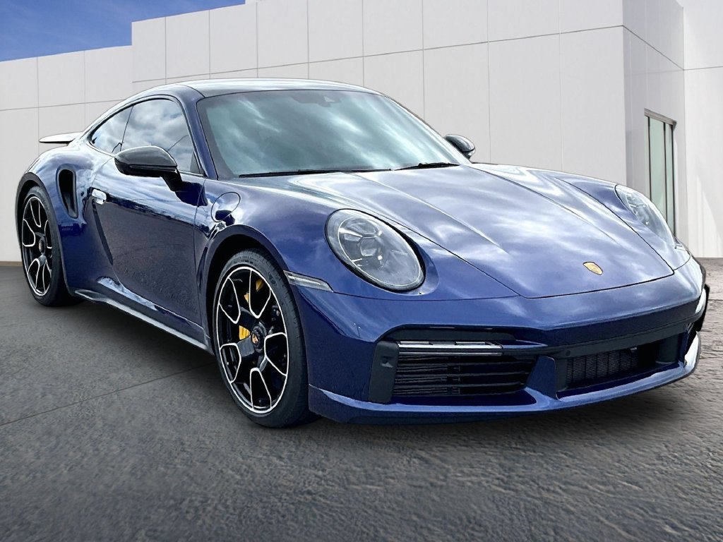 Used 2022  Porsche Turbo image 9
