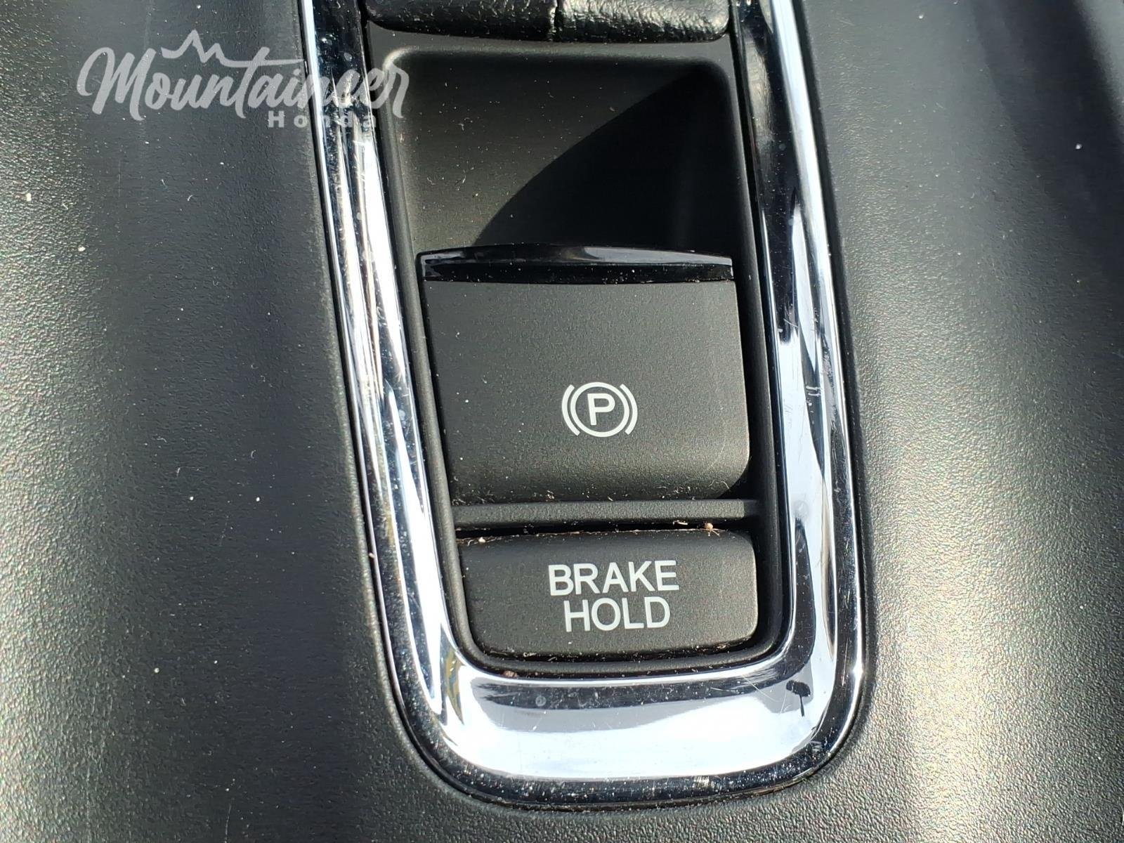 Used 2022 Modern Steel Metallic Honda LX image 36