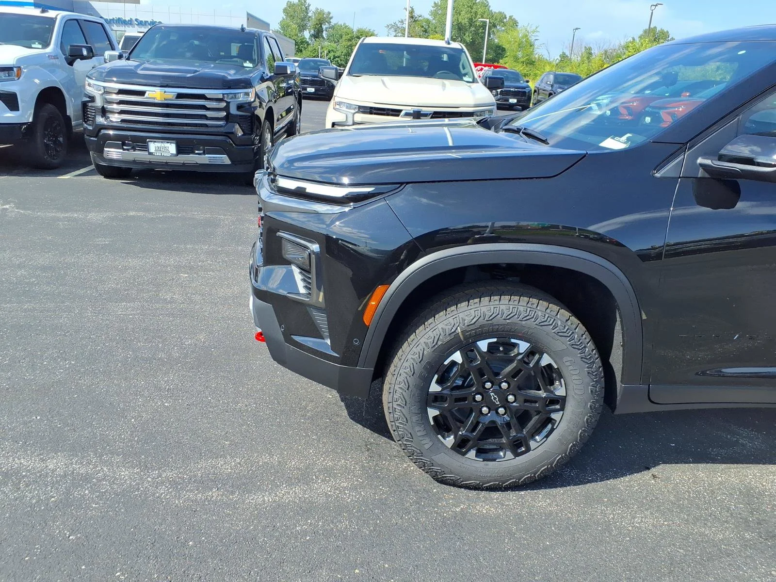 2027 Chevrolet Traverse Z71 - Photo 18