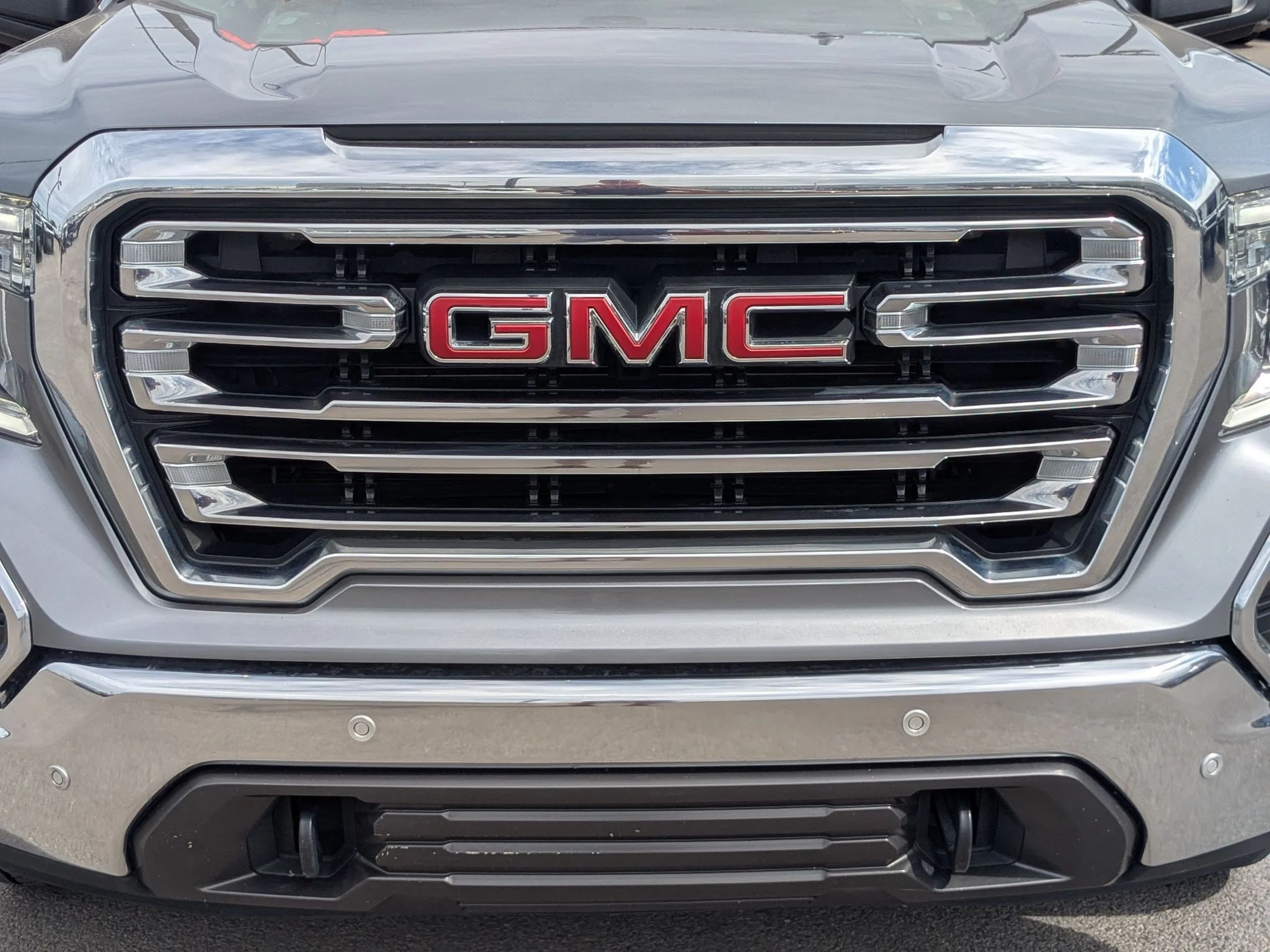 Used 2022 Satin Steel Metallic GMC SLT image 10
