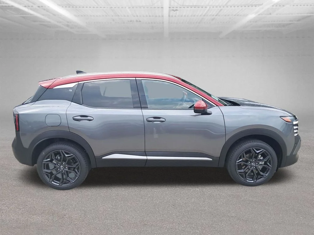 New 2026 Gray Nissan SR image 13