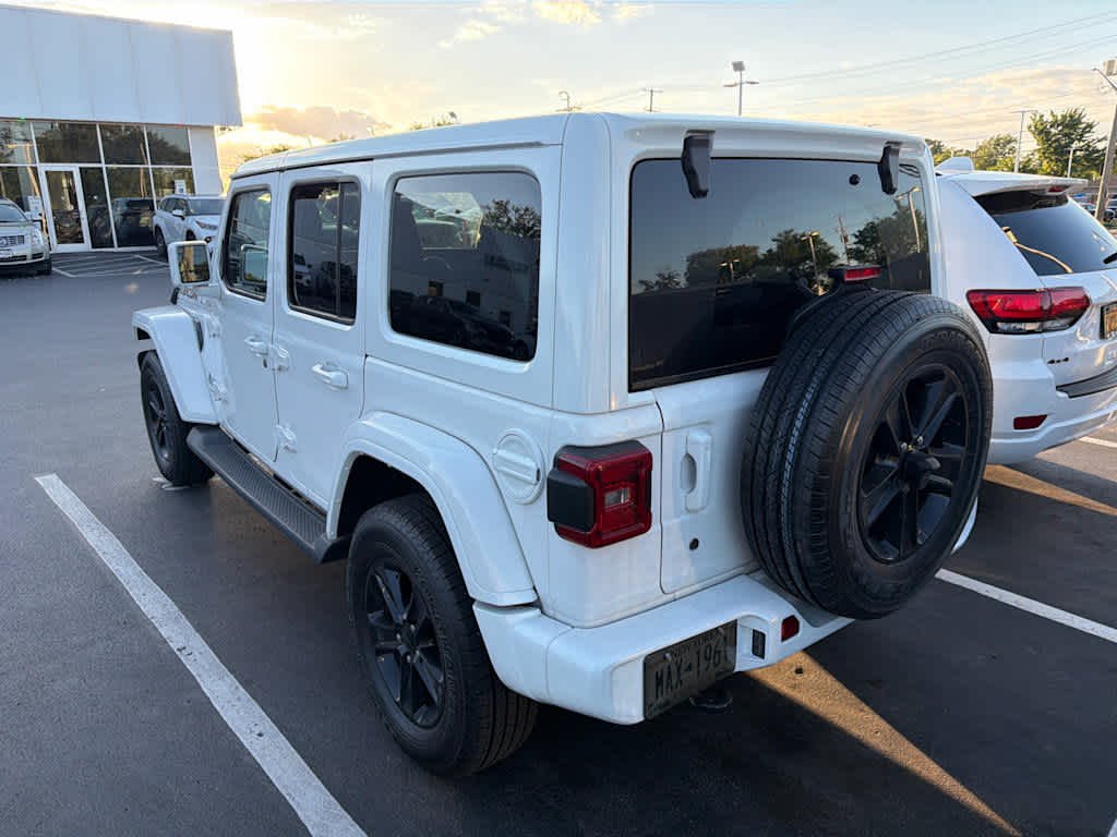 Used 2018 Bright White Clearcoat Jeep Sahara image 3