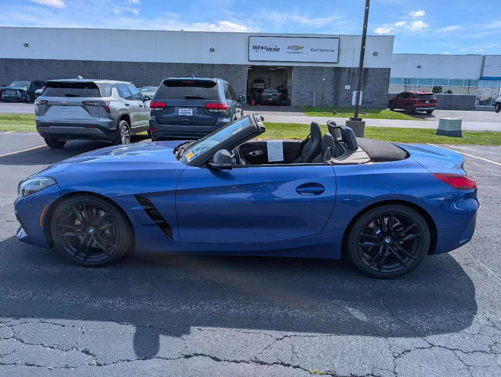Used 2025 Portimao Blue Metallic BMW M40i image 6