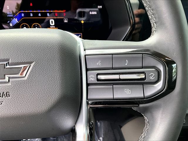 Used 2024 White Chevrolet ZR2 image 24