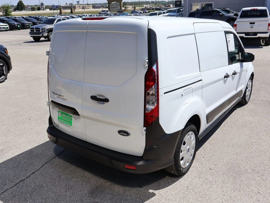 Used 2020 White Ford XL image 5