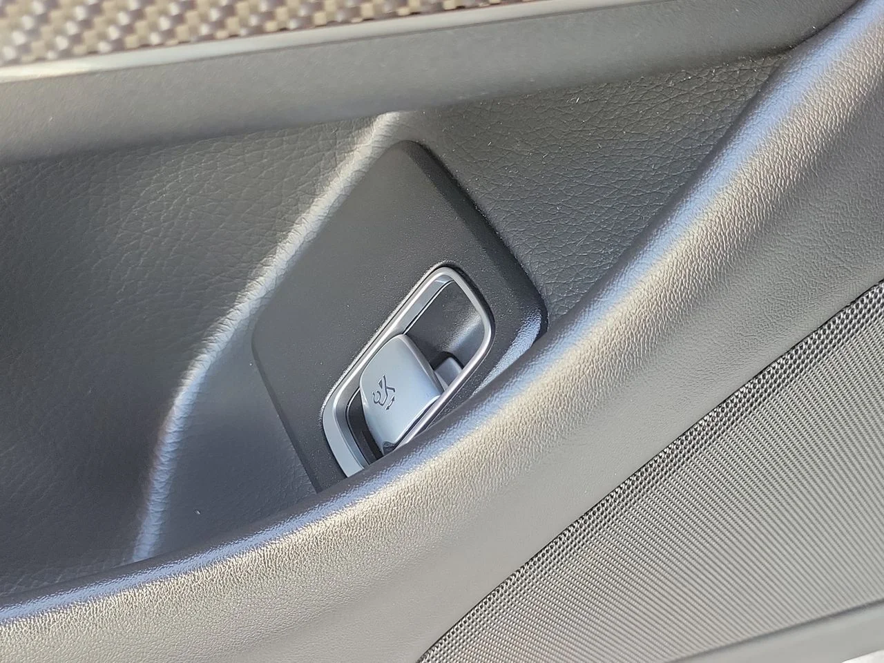 Certified Used 2022 White Mercedes-Benz SL 63 AMG® image 21