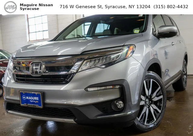 Used 2020 Gray Honda Touring image 1