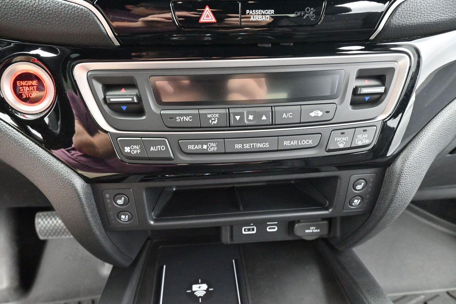 Used 2025 White Honda Black Edition image 24
