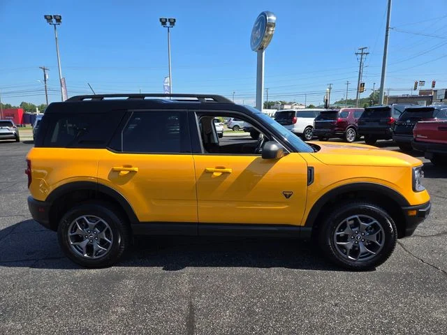 Used 2022 Orange Ford Badlands image 9