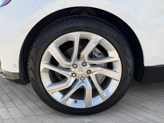 Used 2020 Fuji White Land Rover HSE image 9