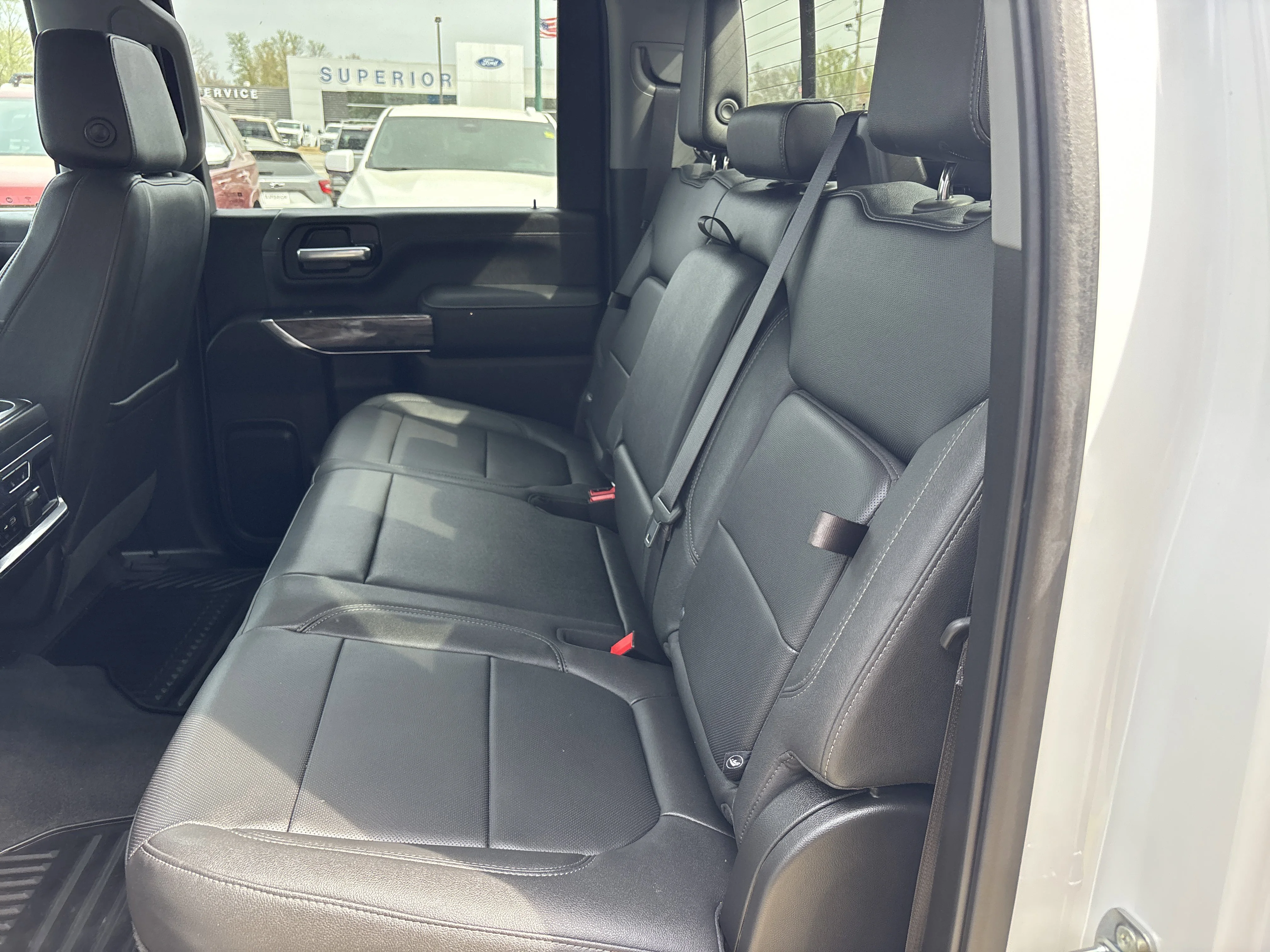 Used 2022 Summit White Chevrolet LTZ 4WD image 21