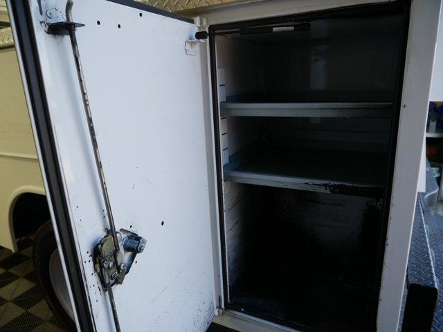 Used 2025 Oxford White Ford Crew Cab XL image 17