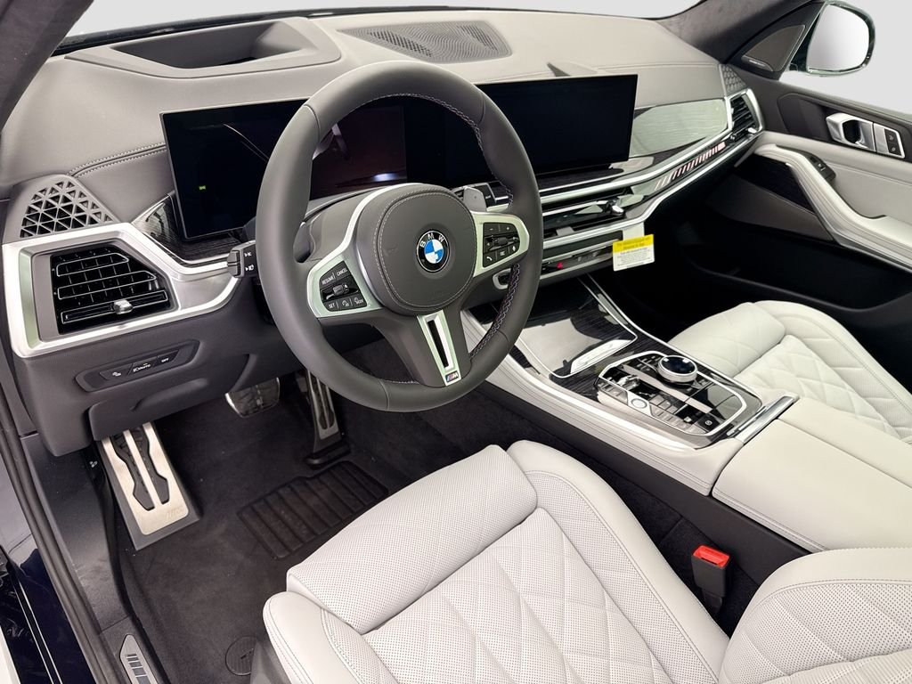 New 2026 Carbon Black Metallic BMW M60i image 9