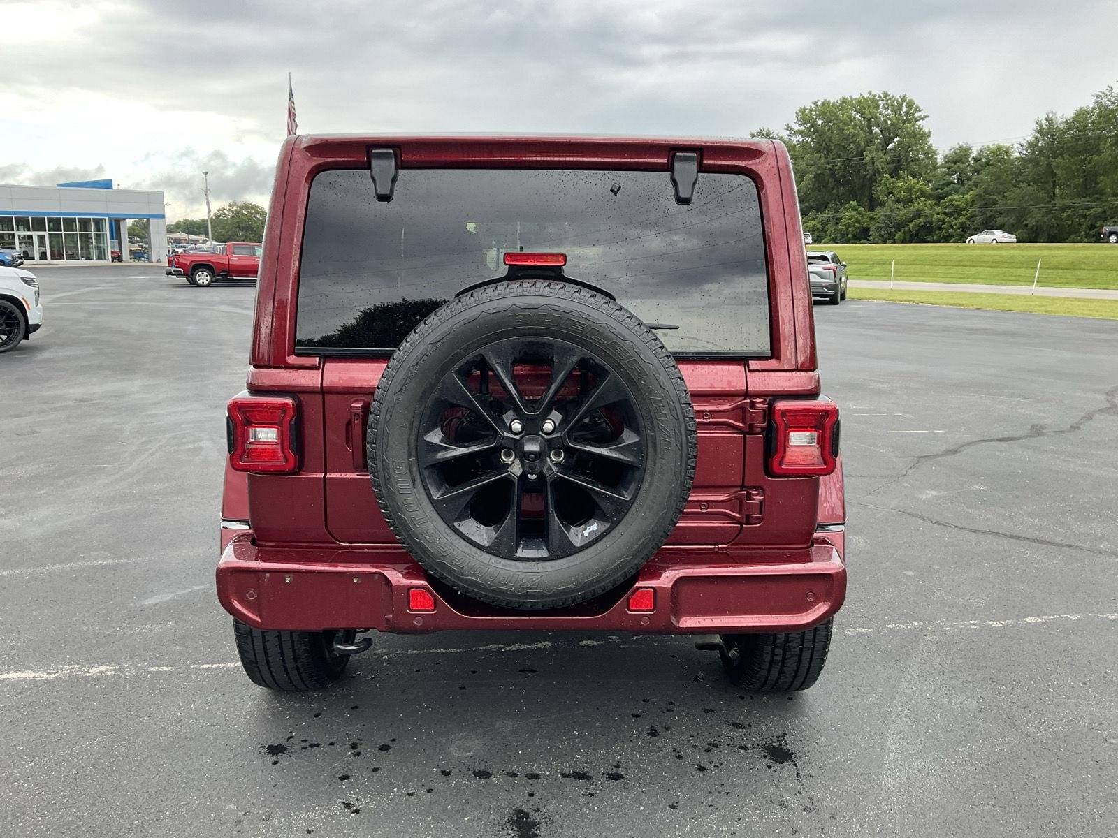 Used 2021 Snazzberry Pearlcoat Jeep Unlimited Sahara High Altitude image 7