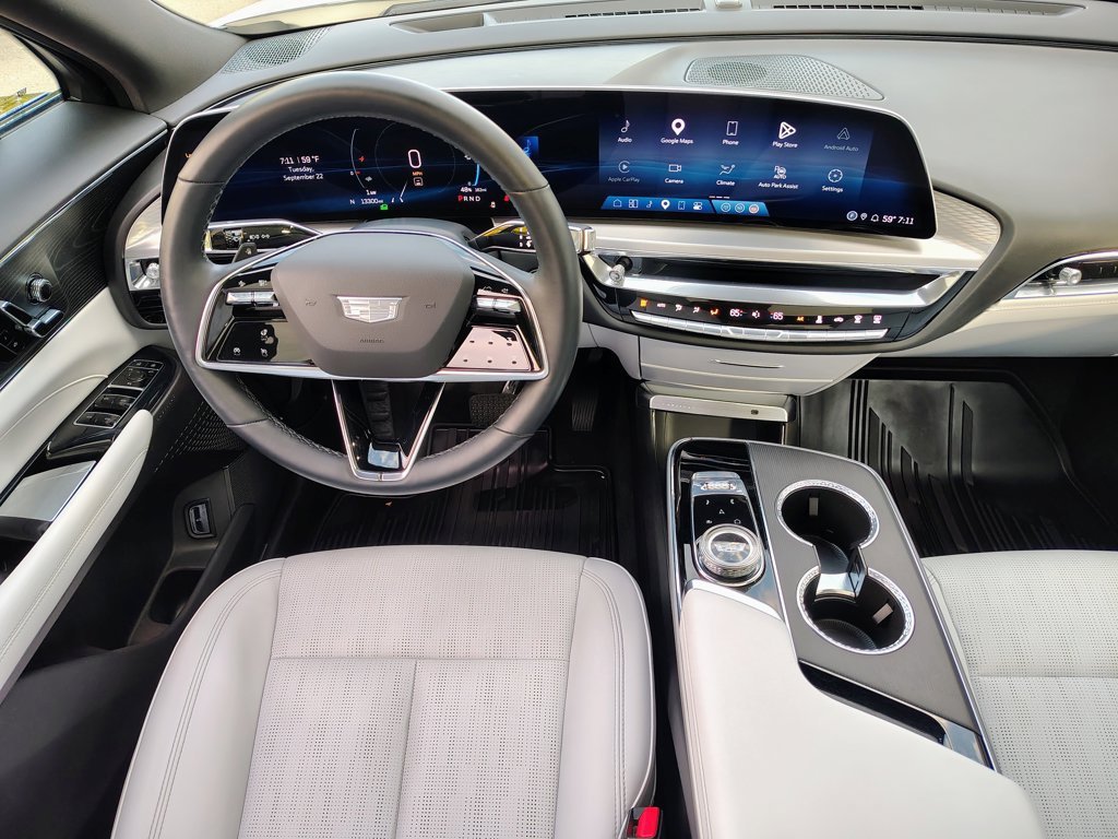 Used 2024 Crystal White Tricoat Cadillac Luxury 1 image 37