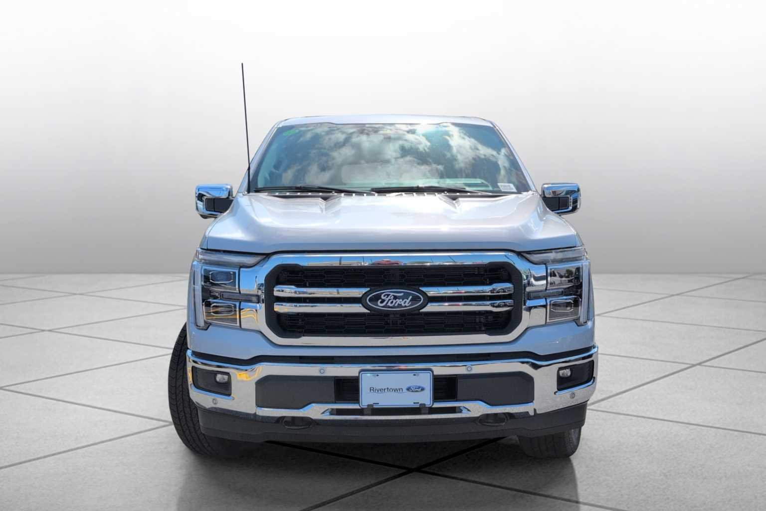 2025 Ford F-150 Lariat - Photo 2
