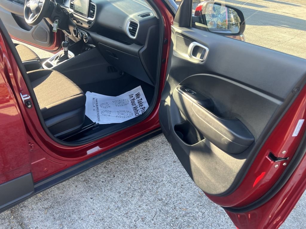 2026 Hyundai Venue SE - Photo 22
