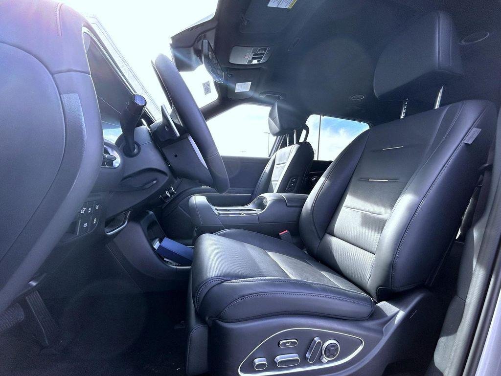 New 2026 Silver Hyundai Calligraphy AWD image 10