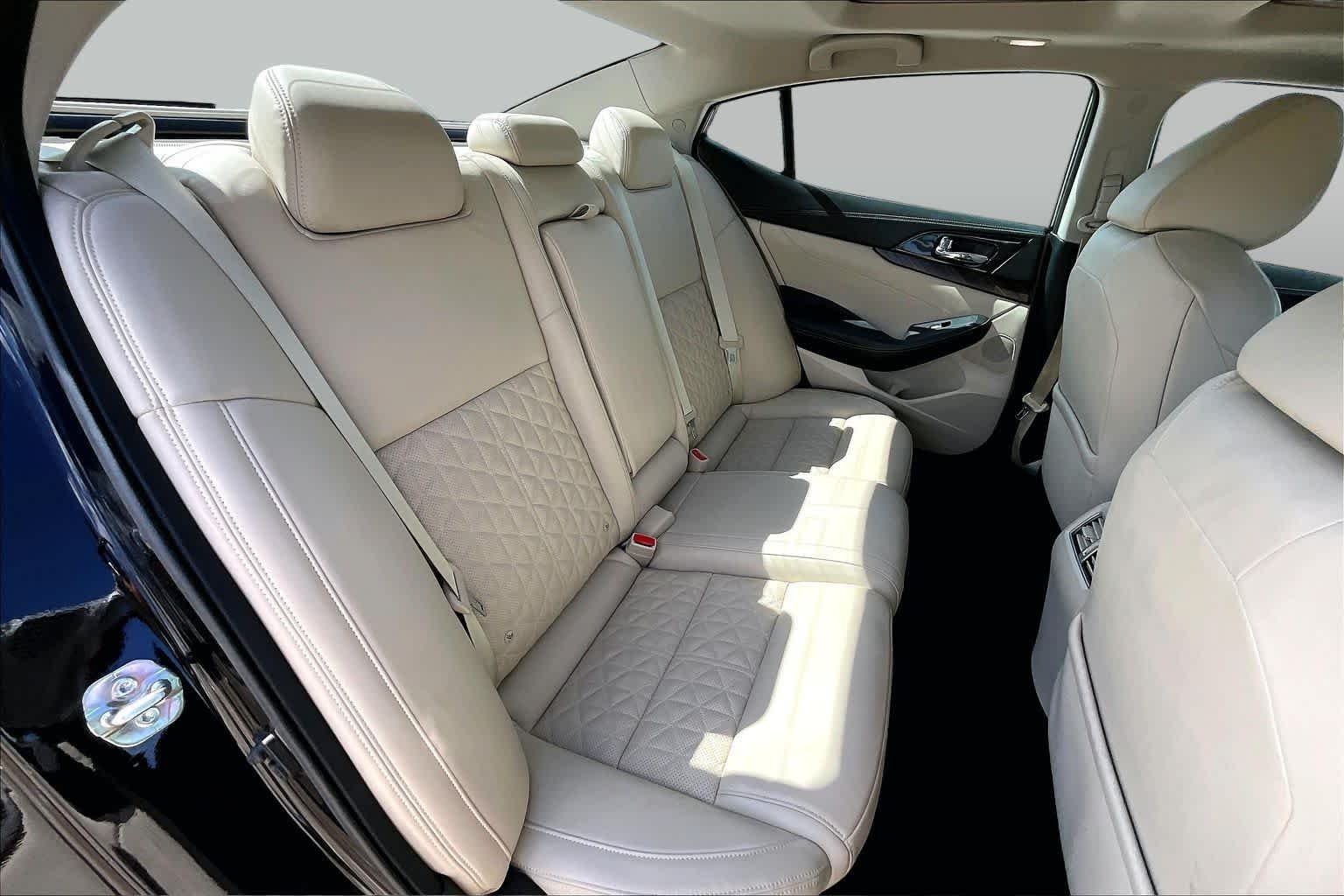 Used 2017 Bordeaux Black Nissan Platinum image 19