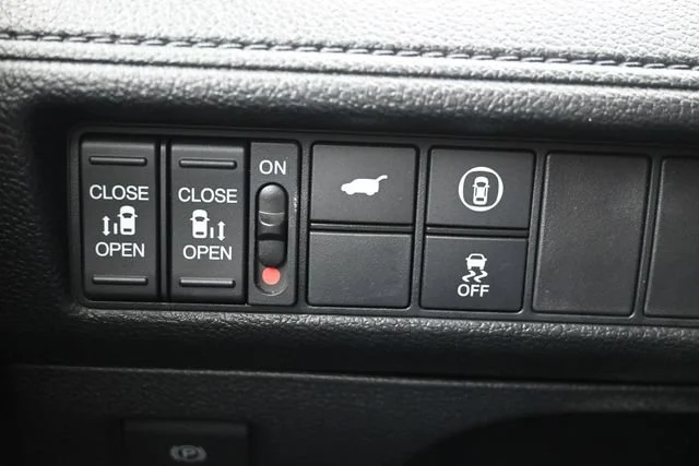 2024 Honda Odyssey EX-L - Photo 57